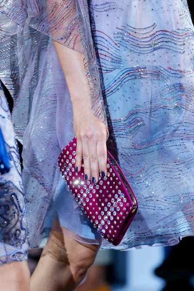 Look 143